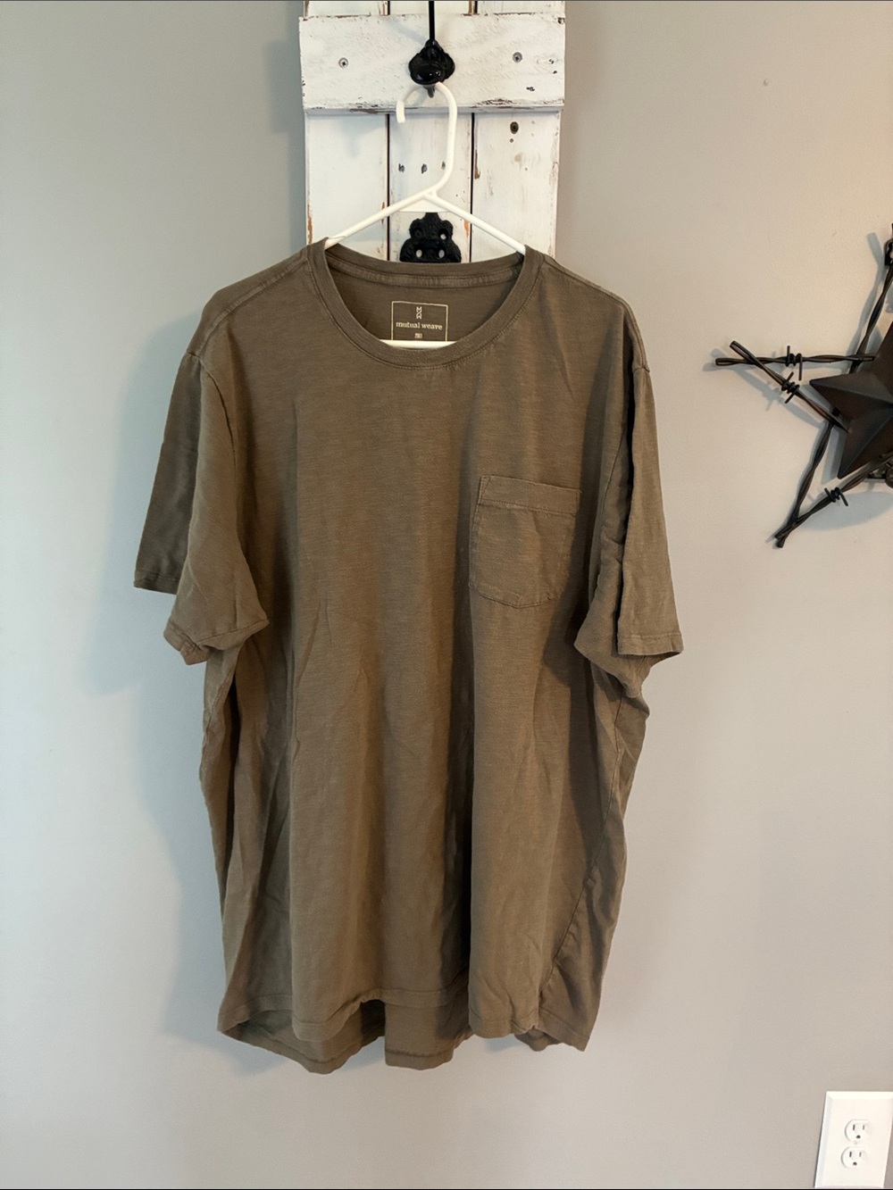 Men’s Mutual Weave olive green pocket tee shirt size 2XLT